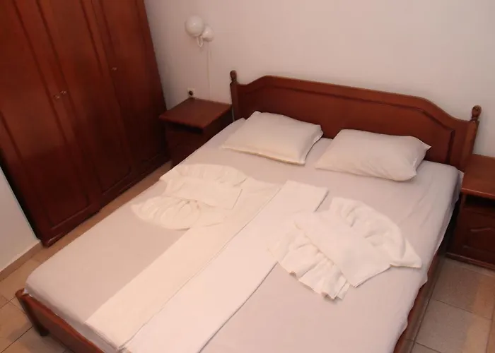 Briz 3 - Free Parking 2* 瓦爾納