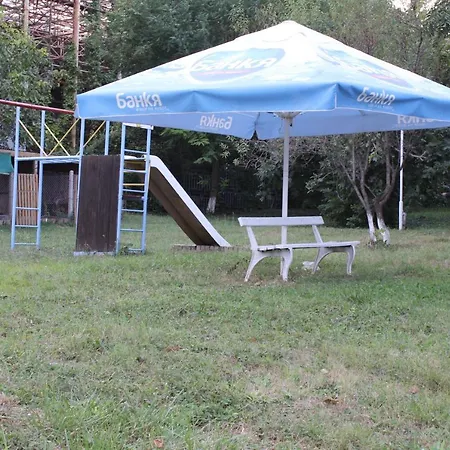 Отель Briz 3 - Free Parking 2*