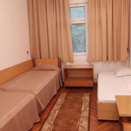 Briz 3 - Free Parking Otel 2*